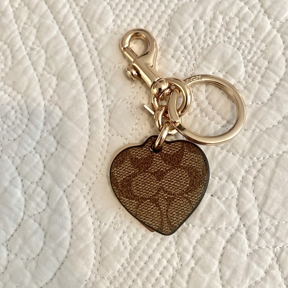 Coach Charm keychain heart logo - Picture 3 of 3